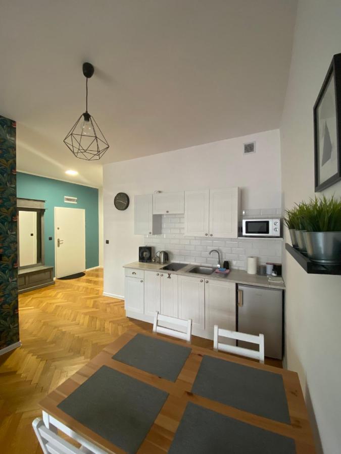 Pod Topolami Hostel